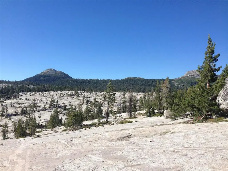 rubicon trail via lake tahoe off-roading trail for winter